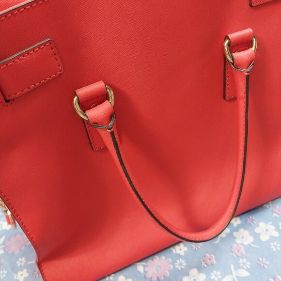 3253 Large Michael Kors Hamilton Leather Satchel Bag. - Picture 7 of 15